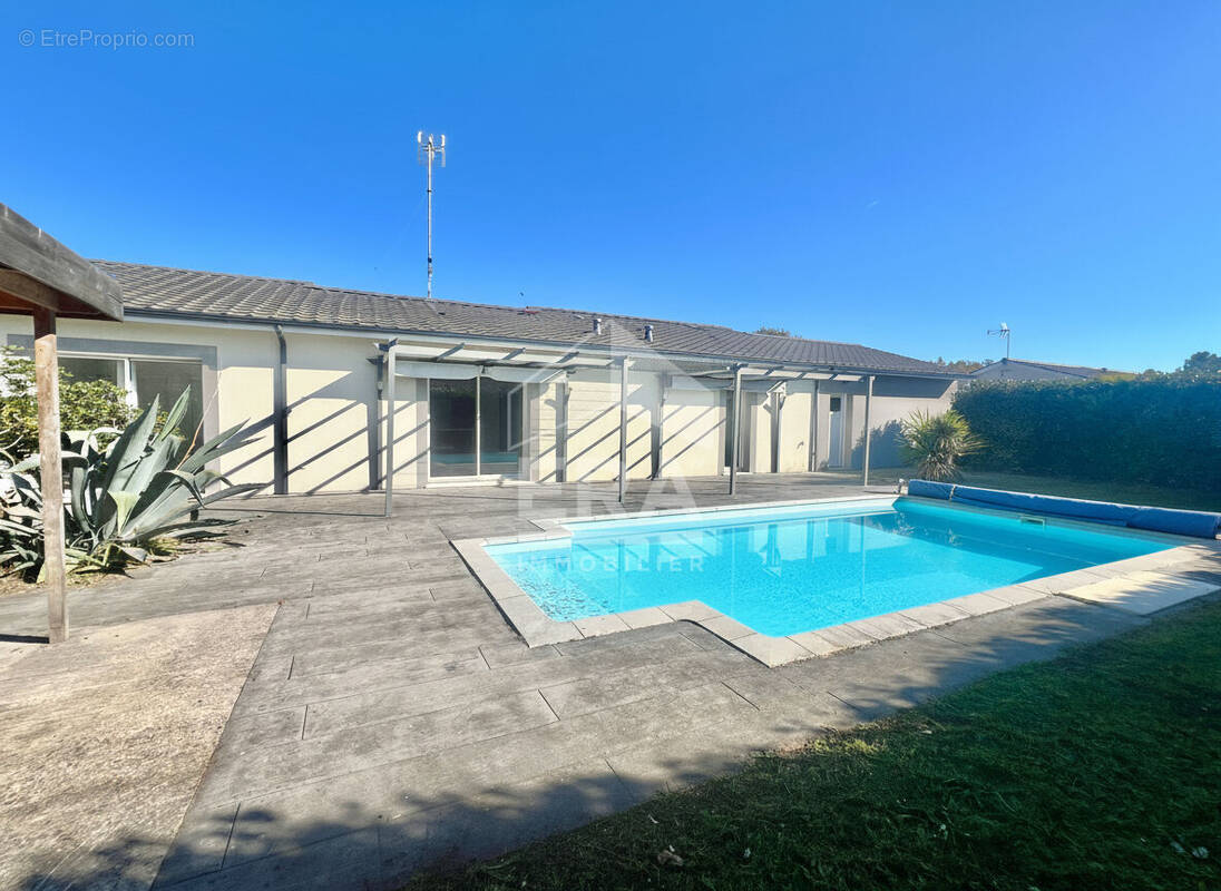 Maison à BELIN-BELIET