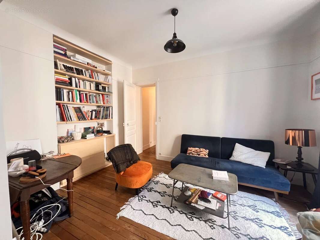 Appartement à PARIS-19E