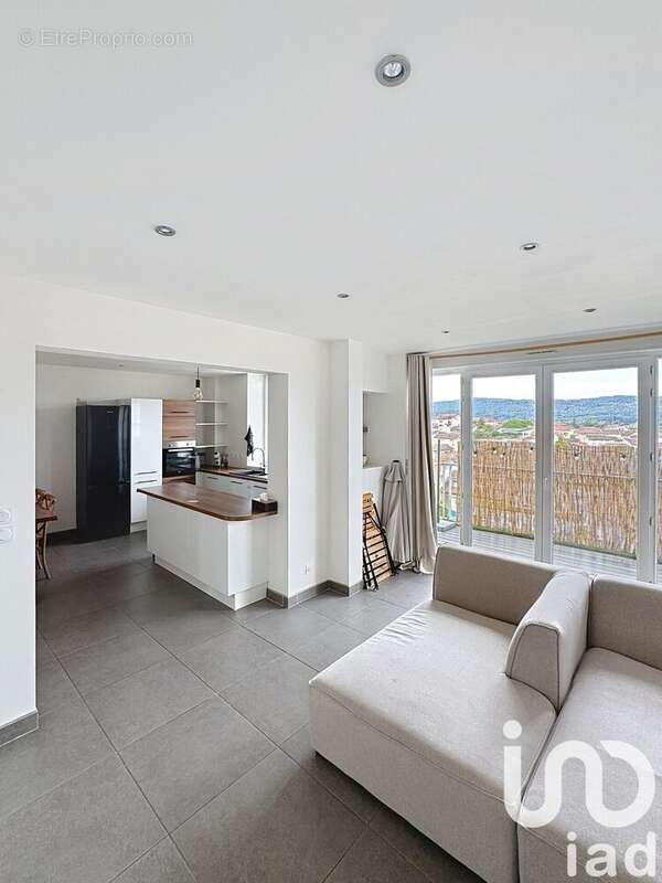 Photo 3 - Appartement à OYONNAX