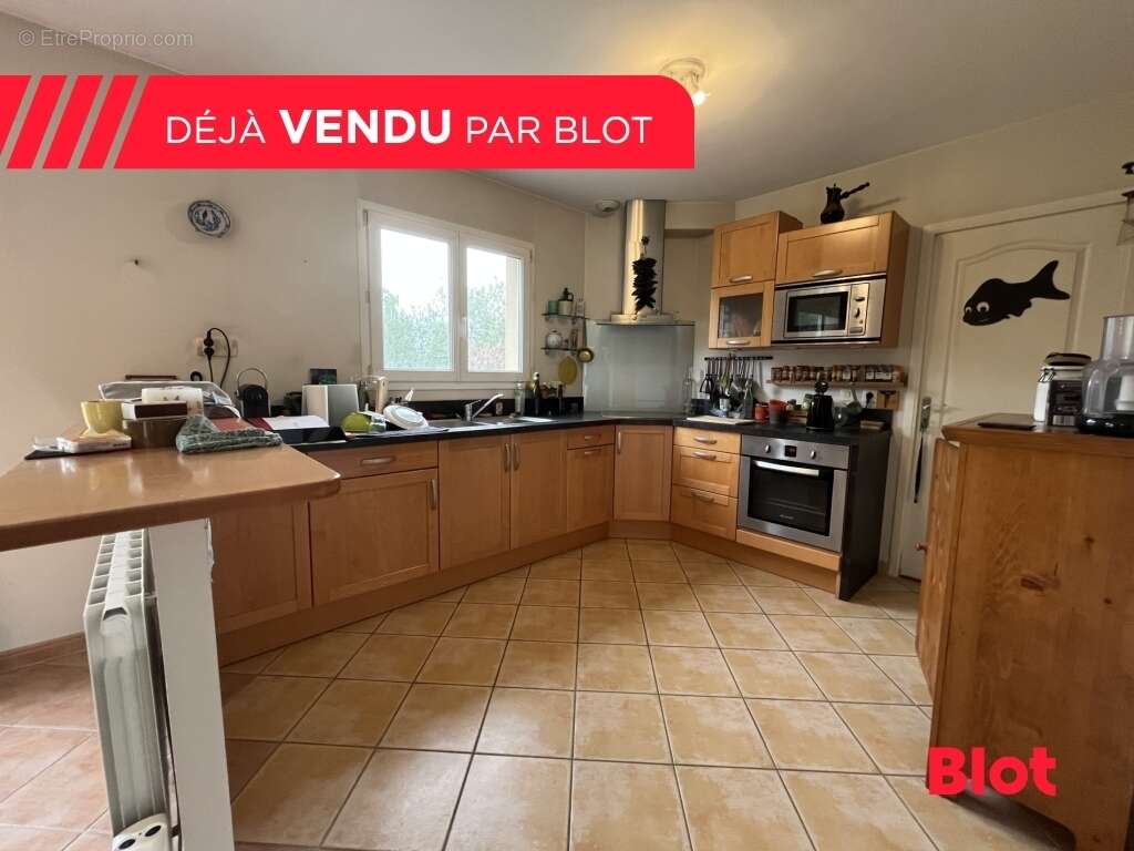 Maison à SAINT-THURIAL