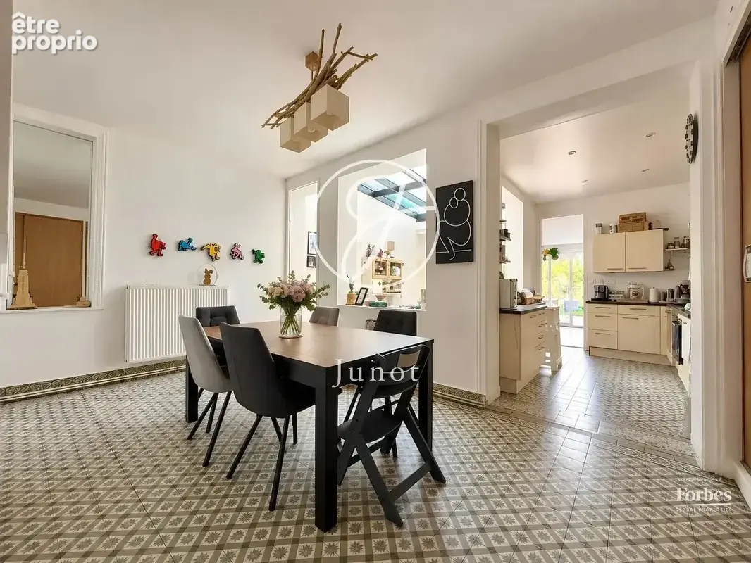 Lambersart – VERGHELLE – Maison à vendre – 7 pièces - 149,23 m² habitables  – 5 chambres – Jardin – Terrasse - Stationnement - photo 2