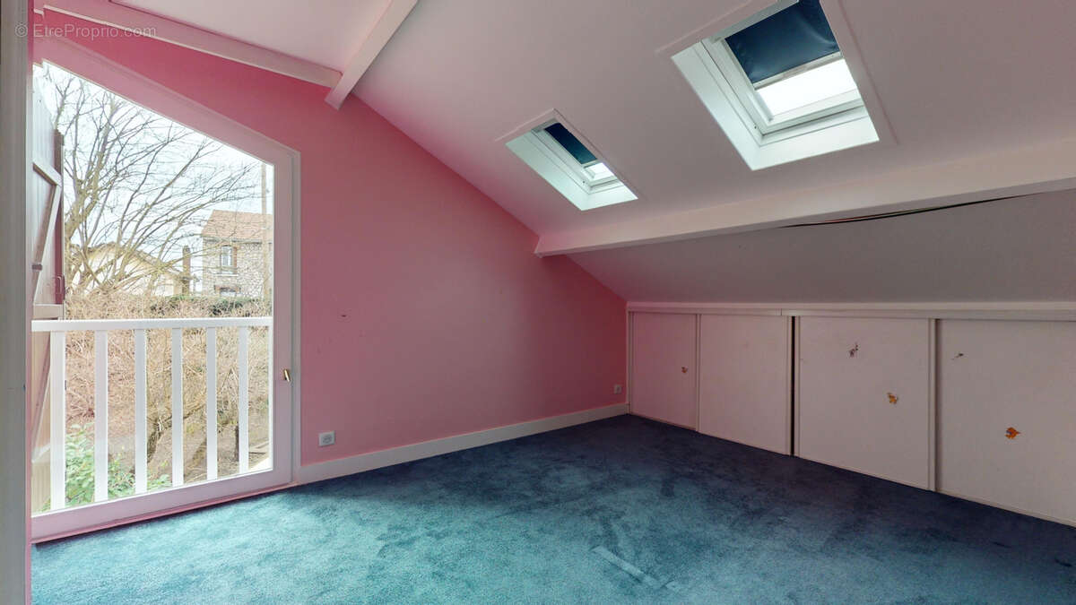 Maison à MONTIGNY-LES-CORMEILLES