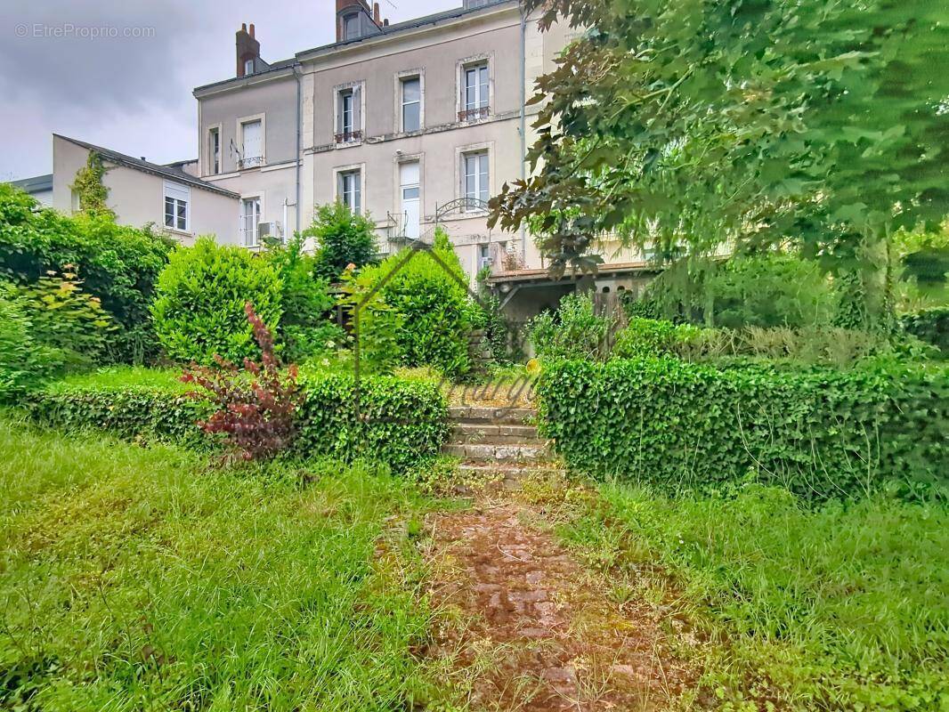 Appartement à CHATEAU-RENAULT