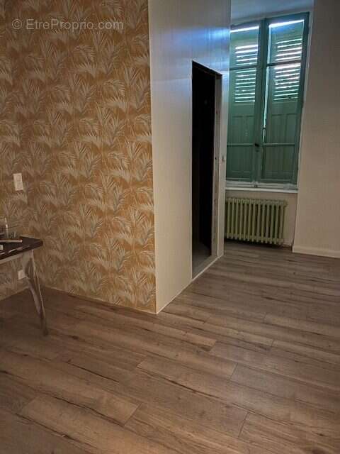 Autre à SAUVETERRE-DE-ROUERGUE