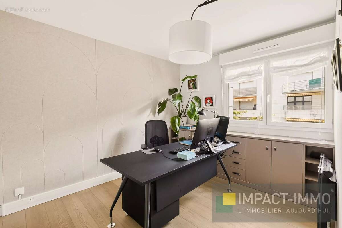 Appartement à RUEIL-MALMAISON