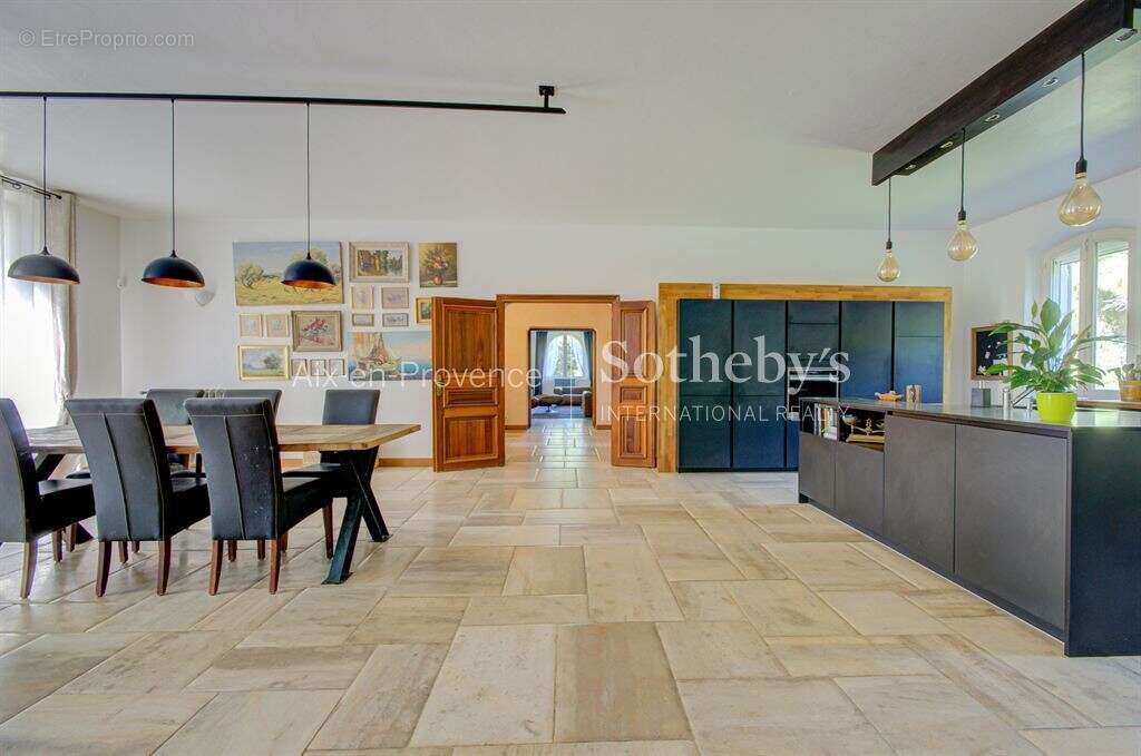 Maison à AIX-EN-PROVENCE
