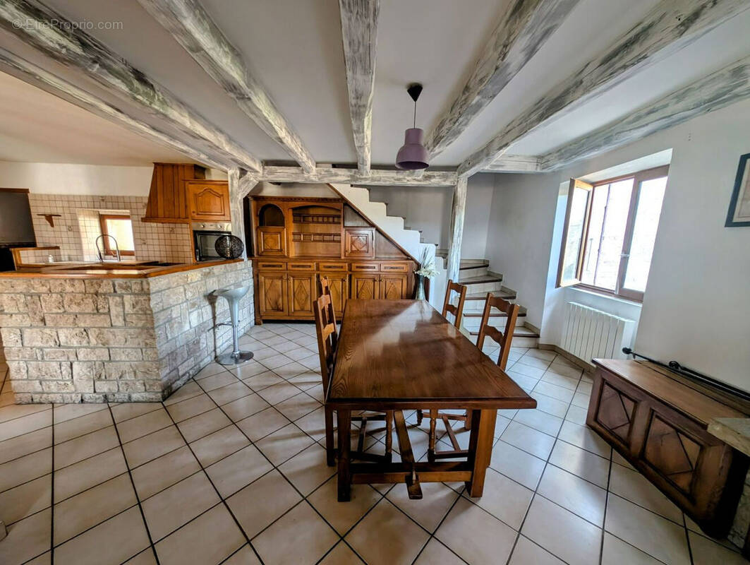 Maison à BRANOUX-LES-TAILLADES