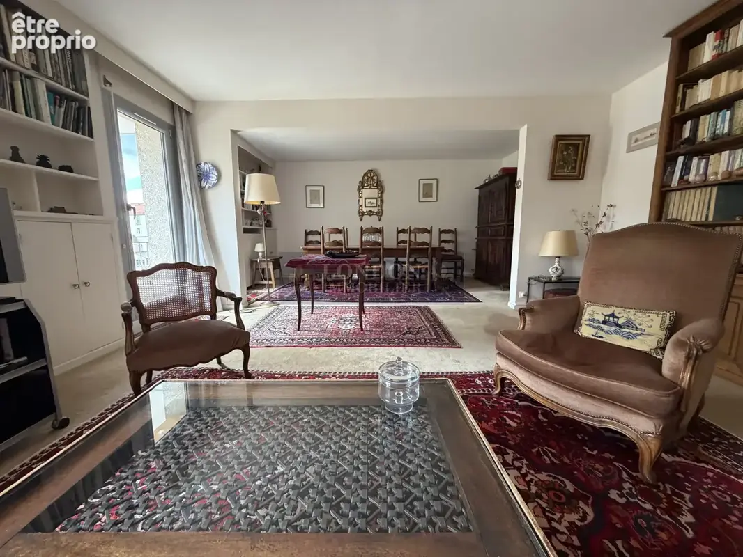 Appartement à VERSAILLES