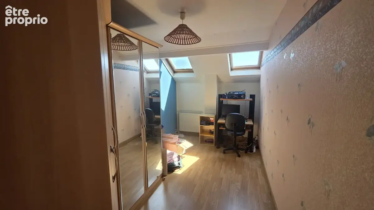 ELAIA - Maison indépendante 4 chambres, garage et jardin sans vis-à-vis au Vert-Galant - photo 13