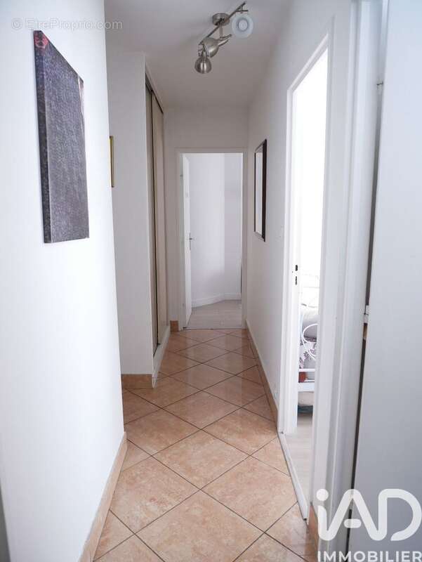 Photo 7 - Appartement à SARCELLES