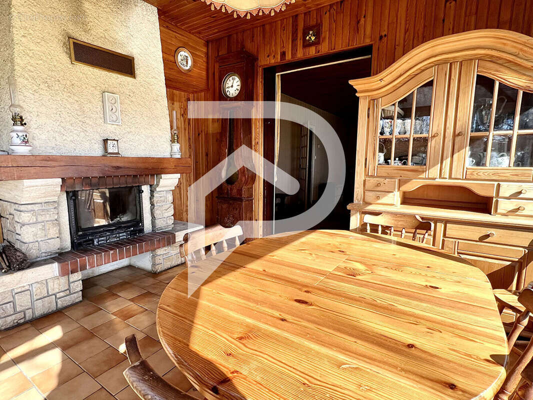 Maison à LAMONZIE-SAINT-MARTIN