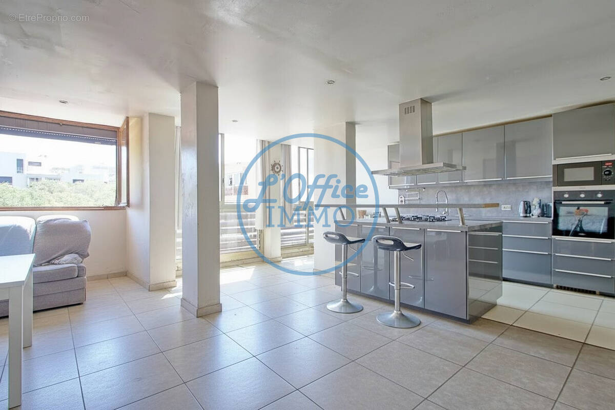 Appartement à LA VALETTE-DU-VAR