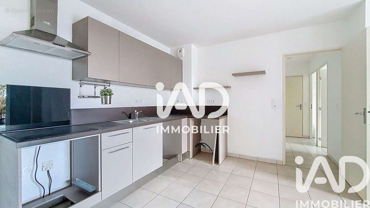 Photo 7 - Appartement à ROQUEBRUNE-SUR-ARGENS