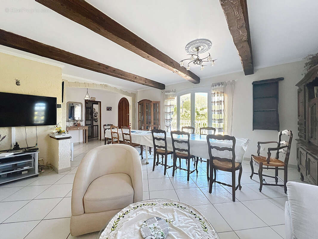 Maison à SAINT-SAVOURNIN