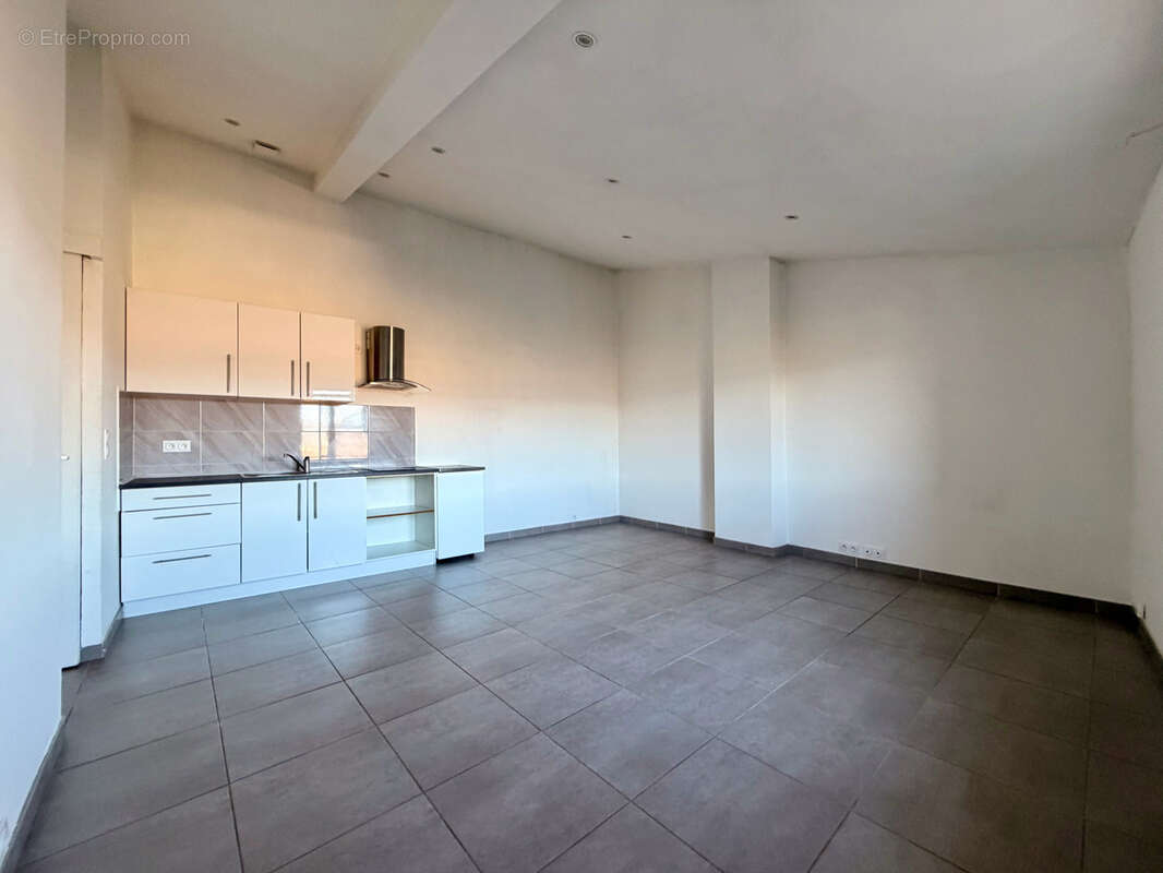 Appartement à PIERREFEU-DU-VAR