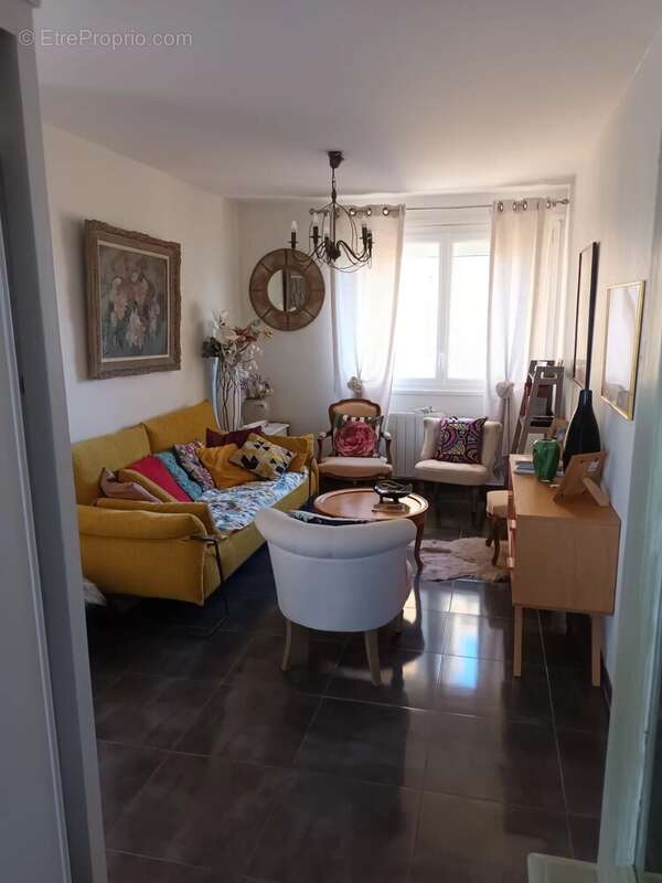 Appartement à MONTCEAU-LES-MINES