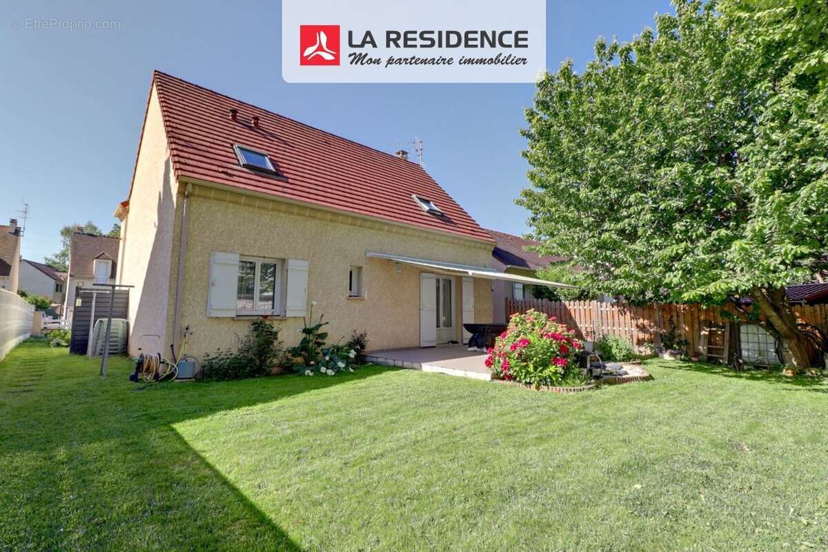 Maison 110 m² à Maurecourt  - photo 7