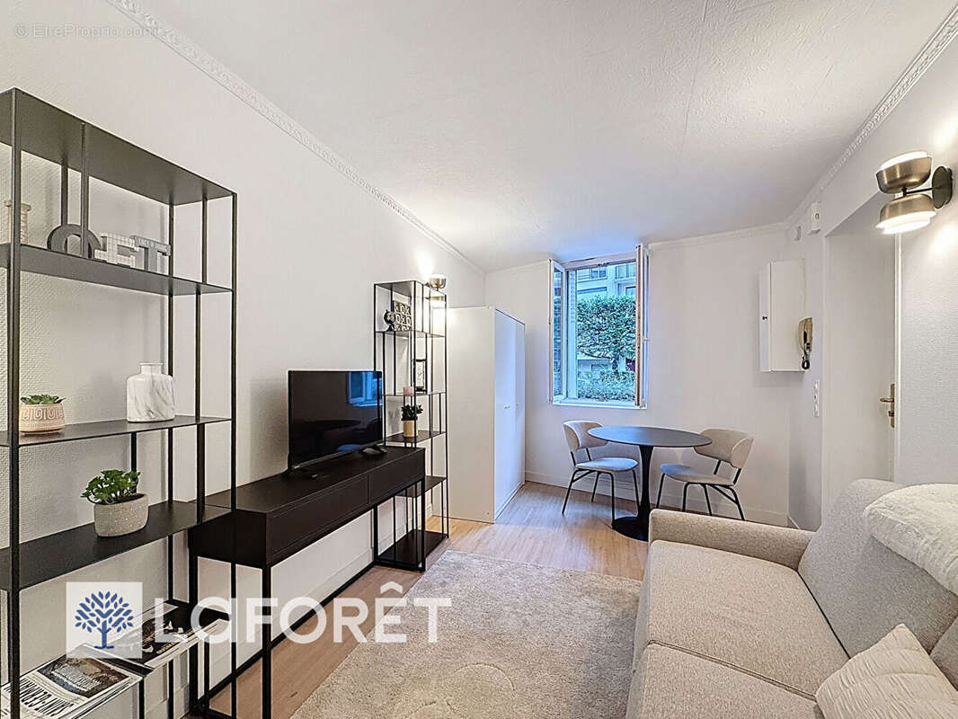 Studio meublé de 19 m² au coeur de Saint-Germain-en-Laye - photo 2