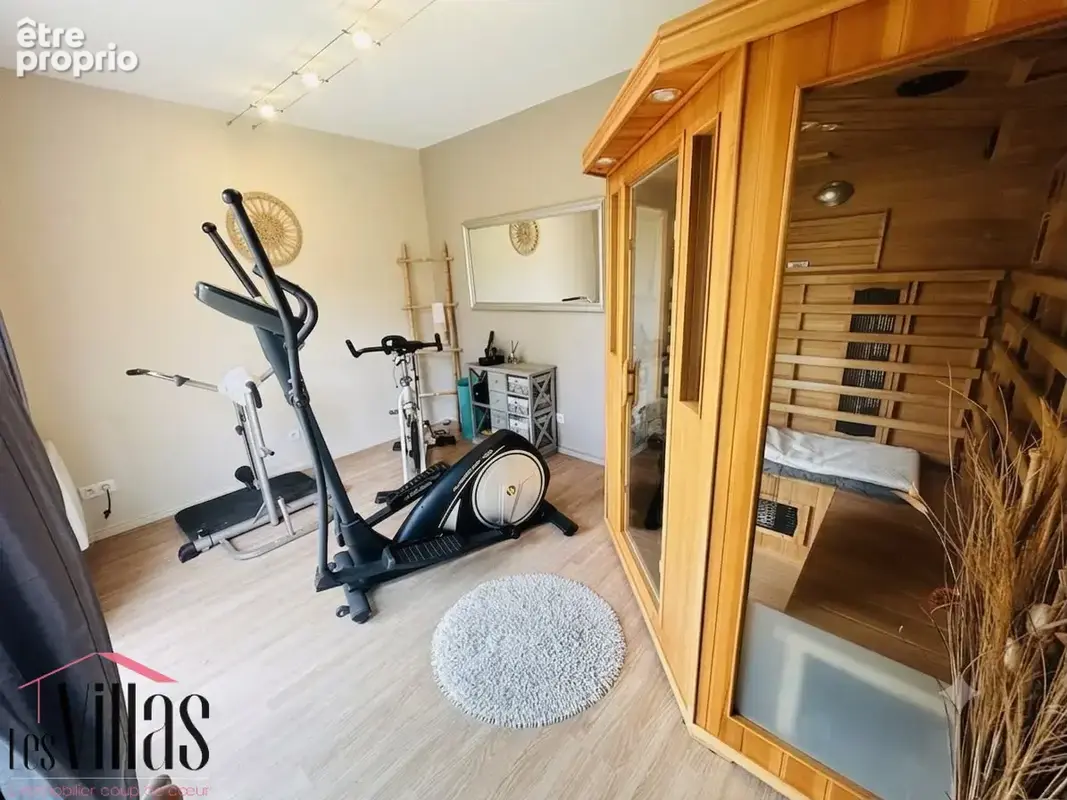 Magnifique maison familiale avec piscine, sauna et vaste terrain - photo 21