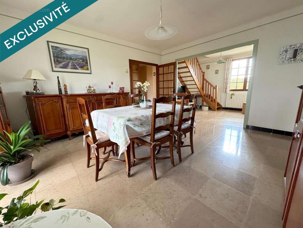 Photo 6 - Maison à VARENNES-SAINT-SAUVEUR