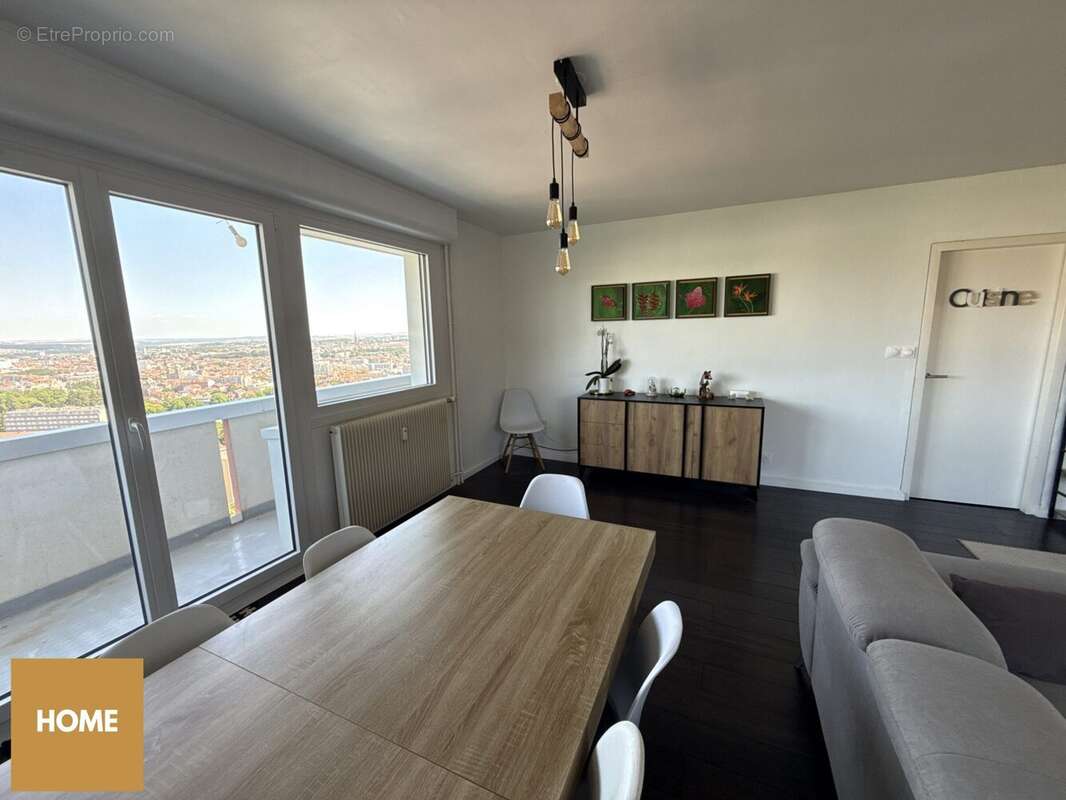 Appartement à LAXOU