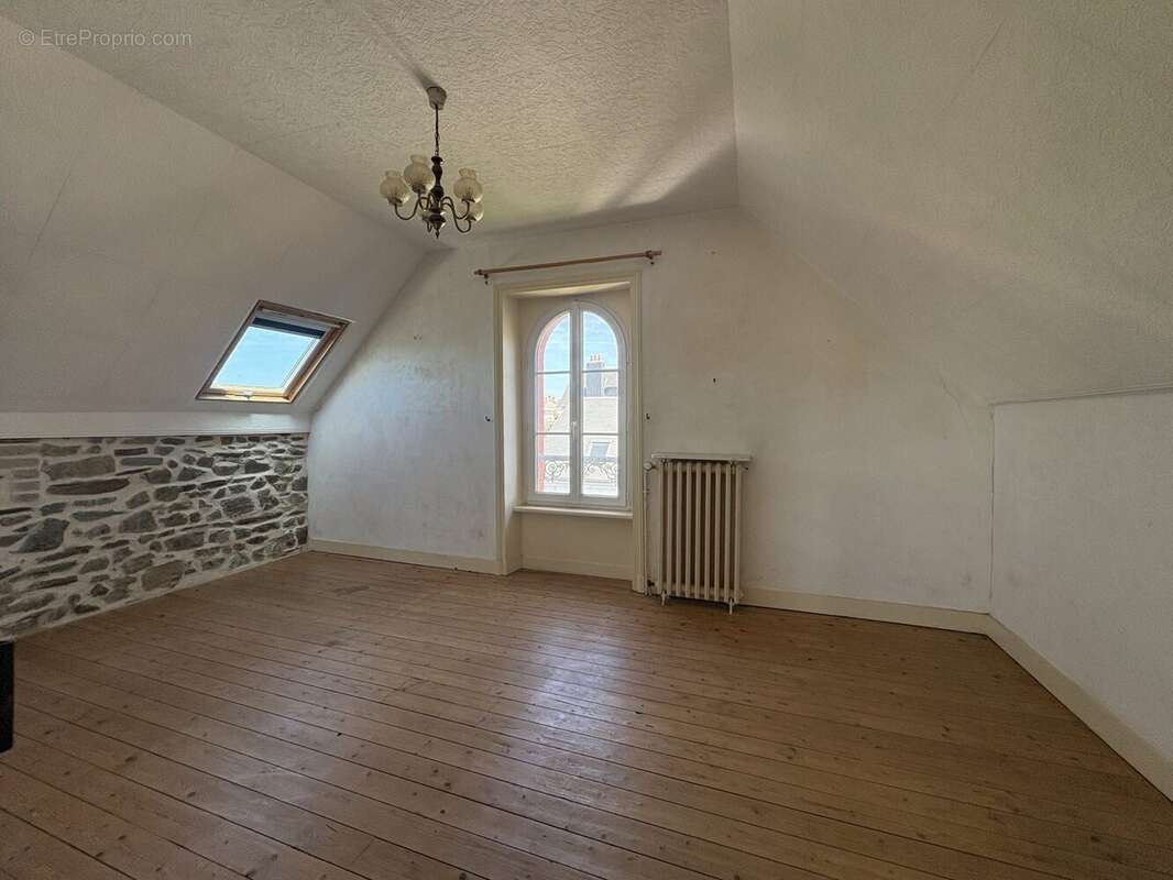 Maison à SAINT-PAIR-SUR-MER