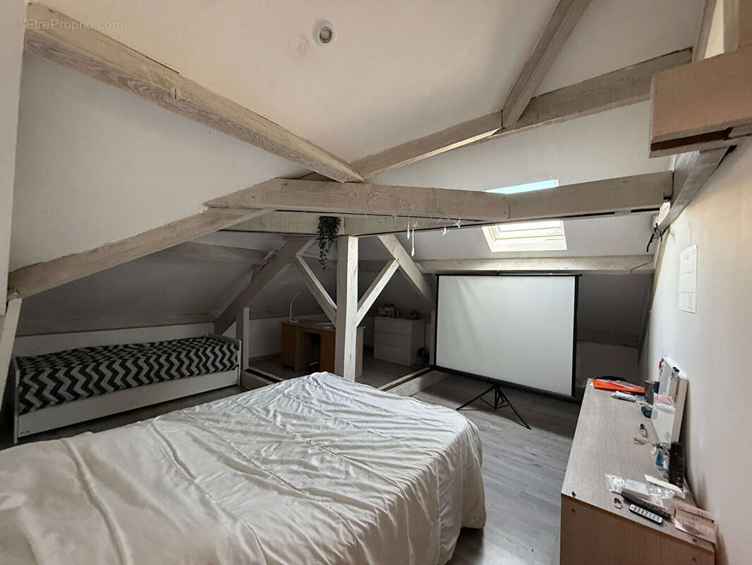 Maison à NOUZONVILLE