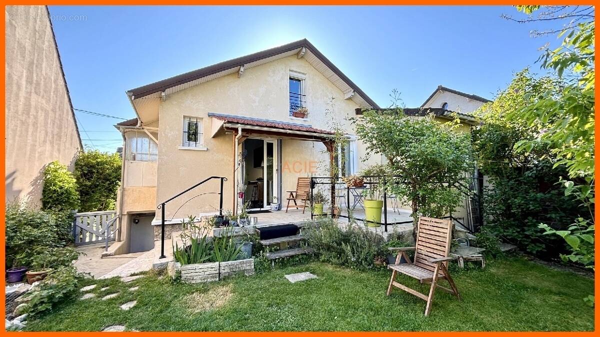 Maison à PUISEUX-EN-FRANCE