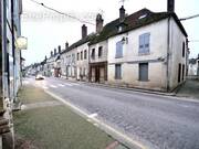 Appartement à BRIENON-SUR-ARMANCON