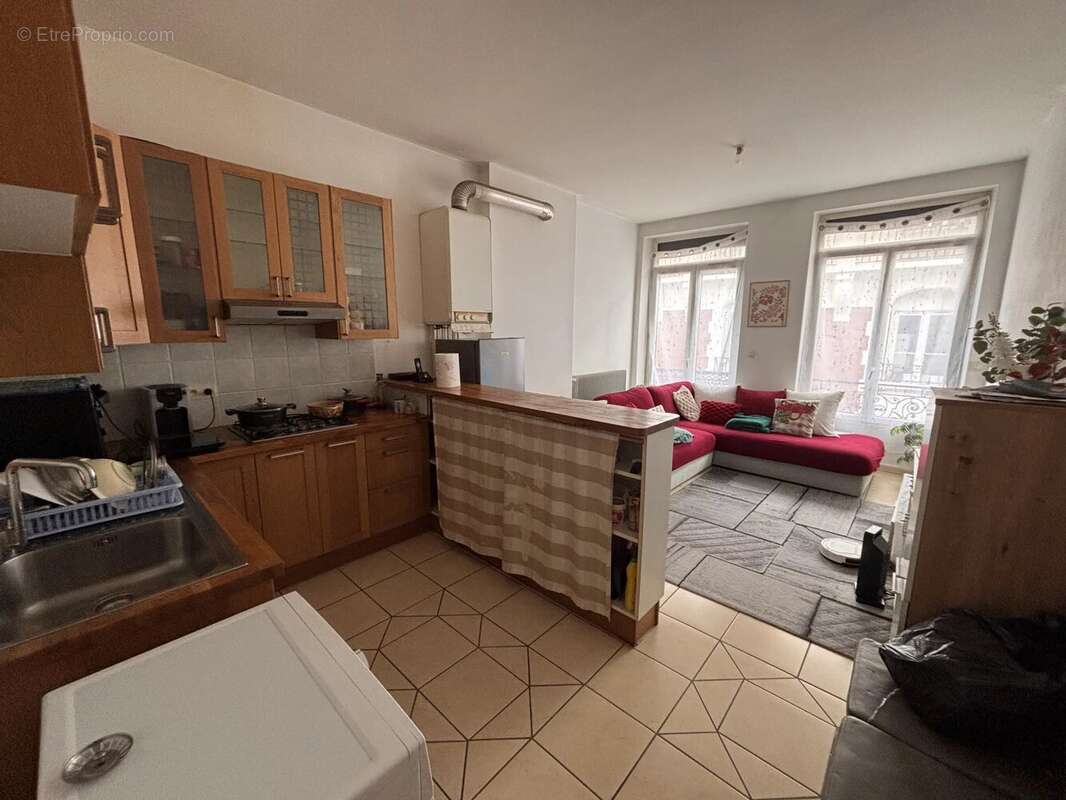 Appartement à SAINT-ETIENNE