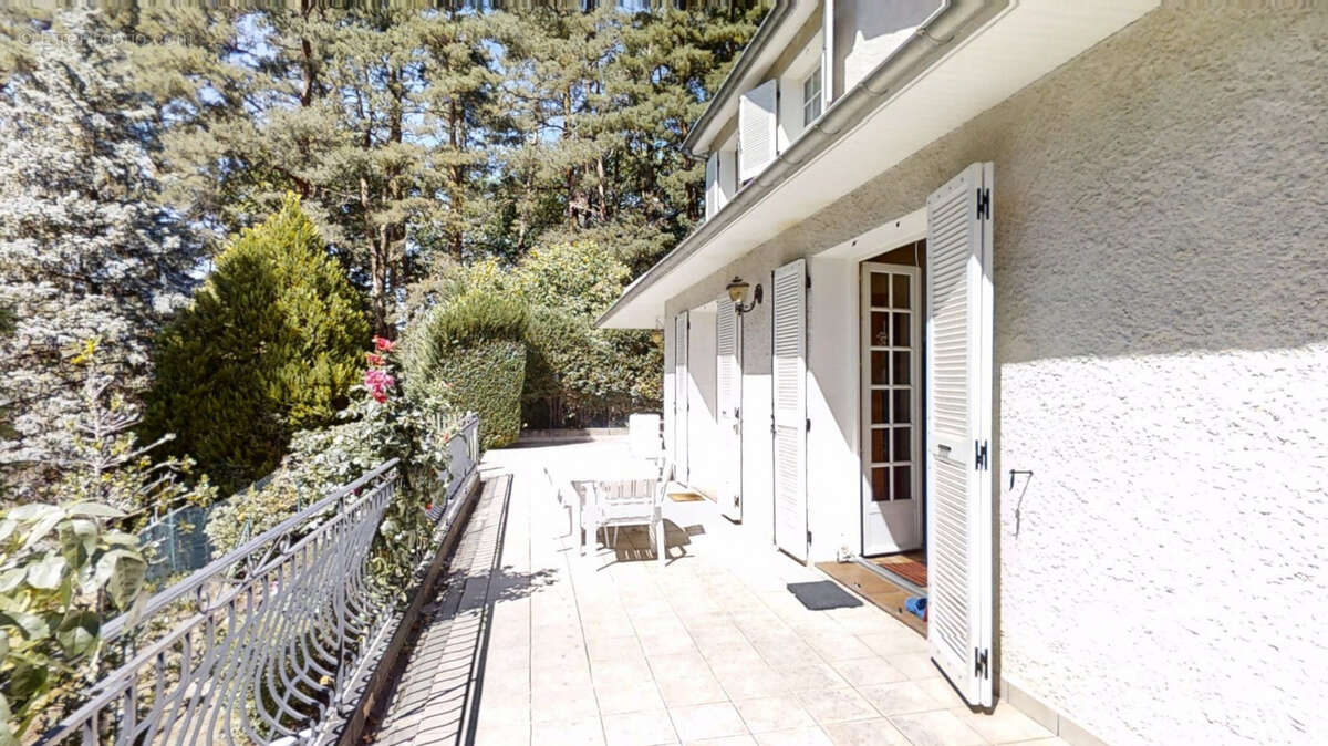 Maison à COURPIERE