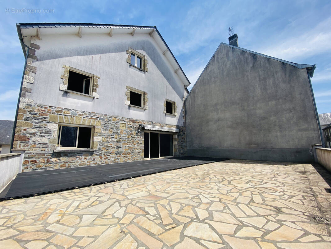 Maison à SAINTE-FEREOLE