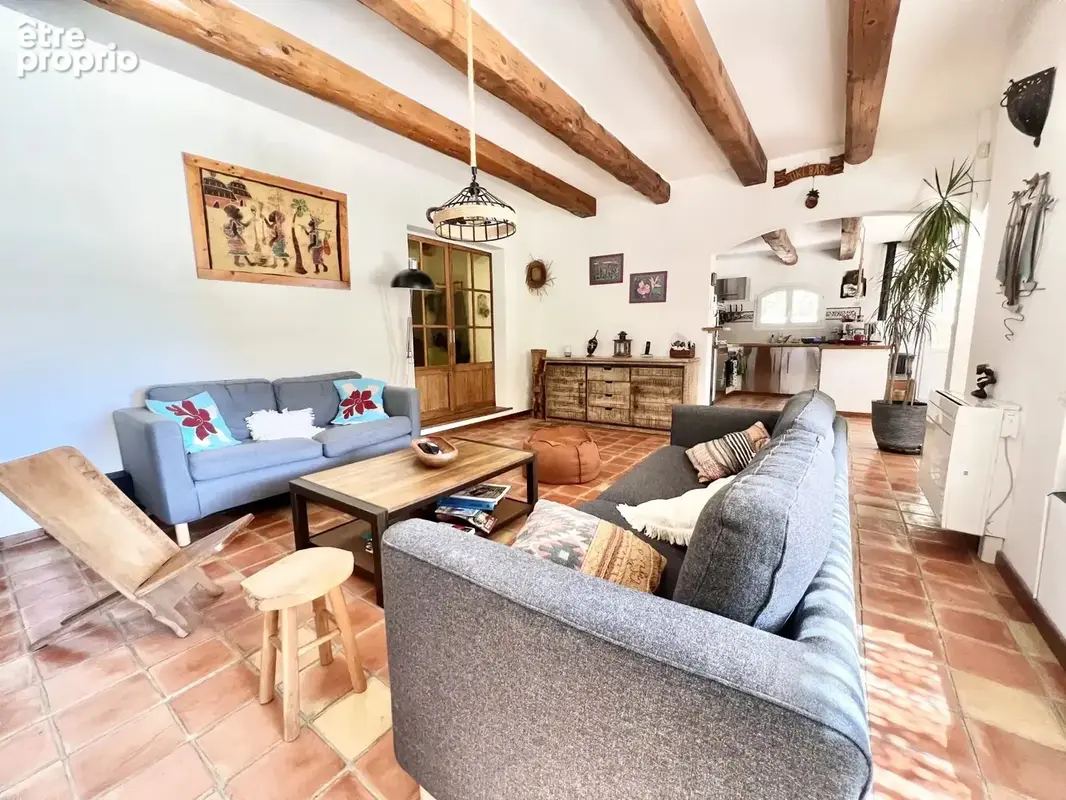 Bastide provençale de charme de 183.51 m² sur 1 980 m² de terrain paysagé avec piscine - photo 23
