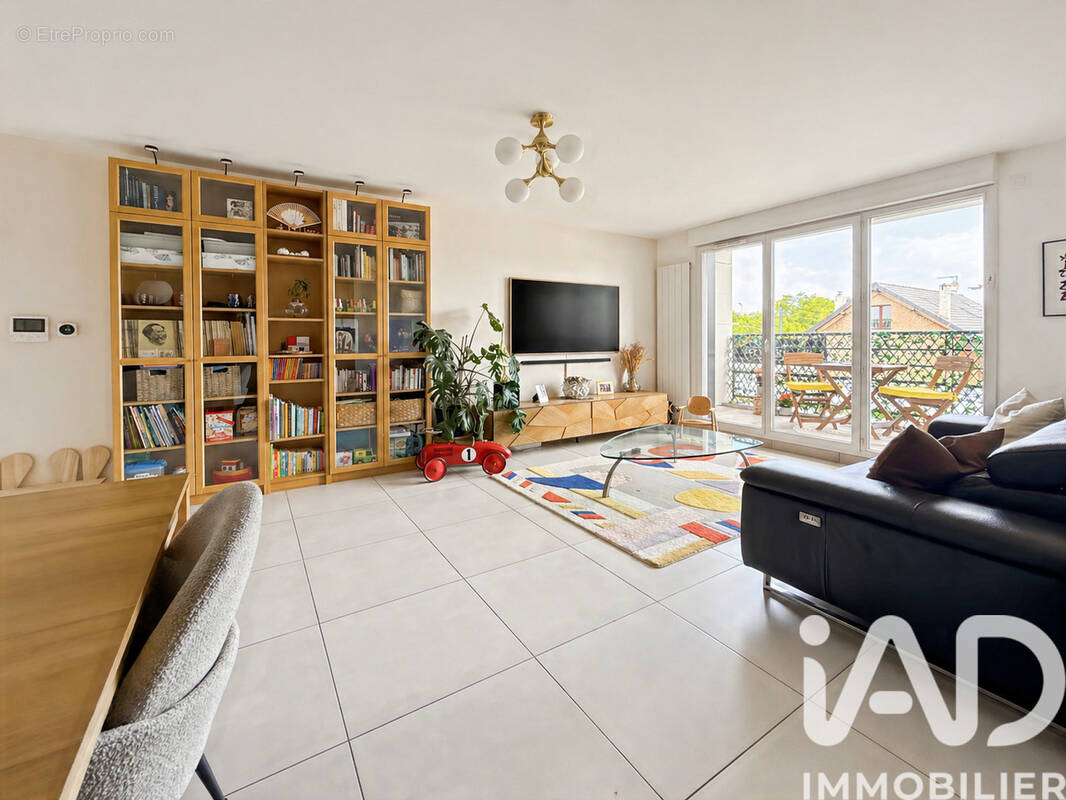 Photo 1 - Appartement à SAINT-MAUR-DES-FOSSES