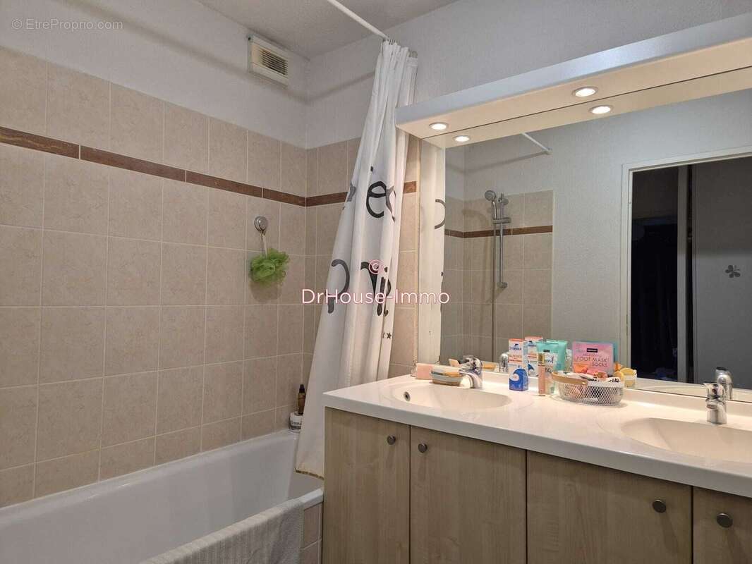 Appartement à LA RICHE