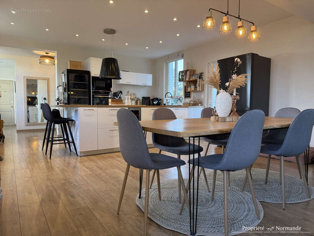 Maison à VOISCREVILLE