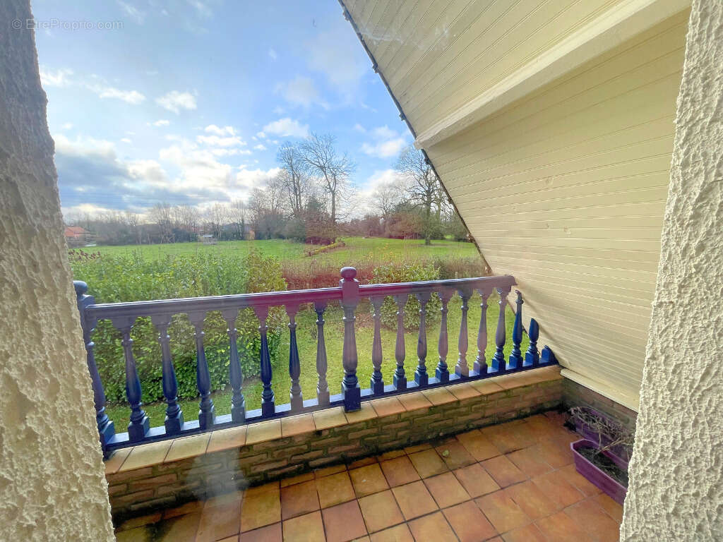 Maison à BEAUMETZ-LES-AIRE