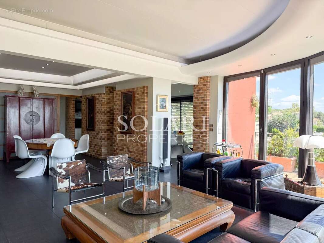 Villa de 300 m² avec piscine et vue mer - photo 7