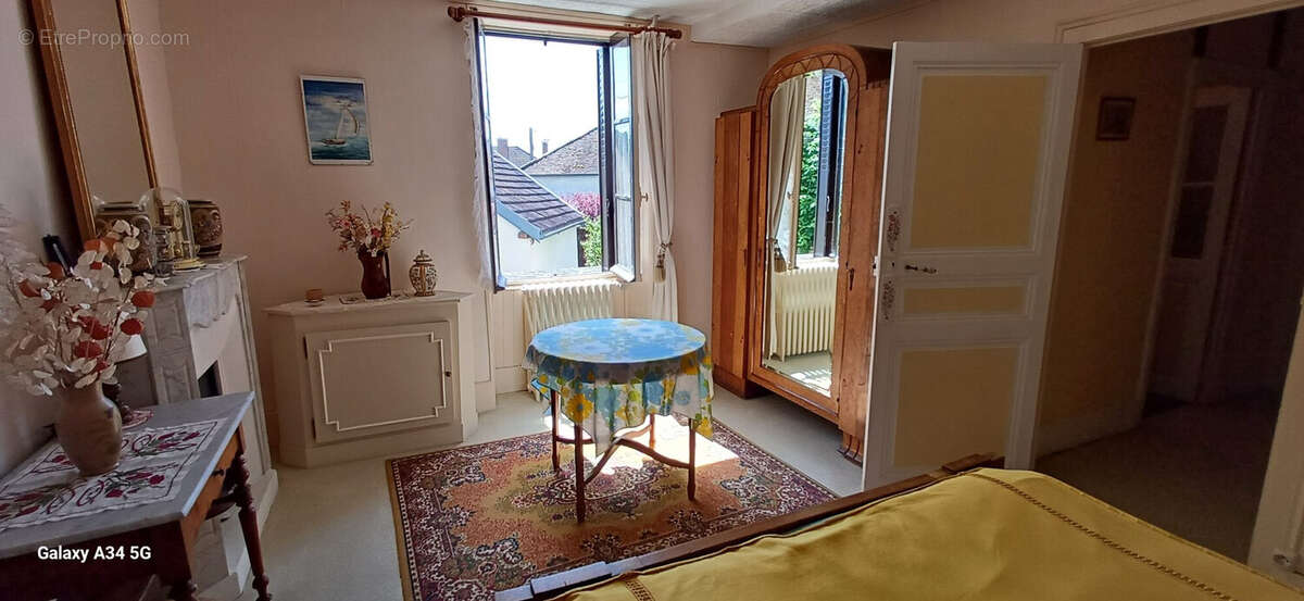 Maison à LEZINNES