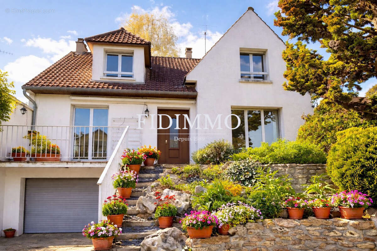 Maison à ORMESSON-SUR-MARNE