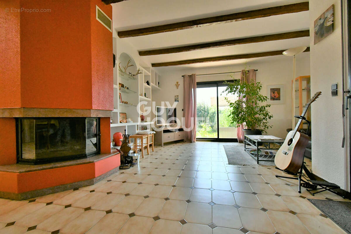 Maison à CORNEILLA-LA-RIVIERE