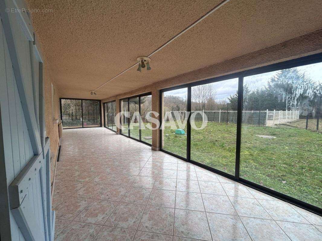 Appartement à ARTAS