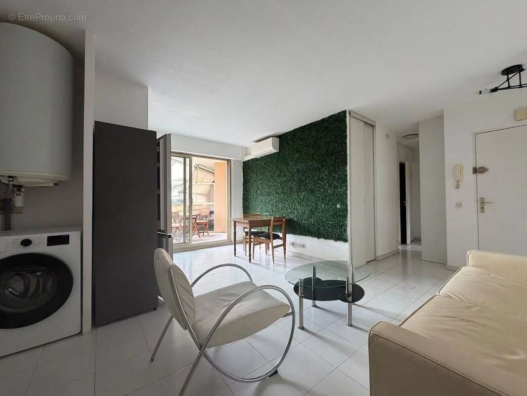 Appartement à CAGNES-SUR-MER
