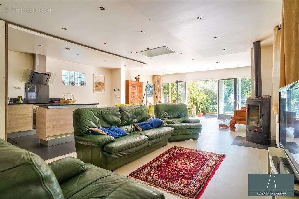 Maison 160 m² à Chatou  - photo 4