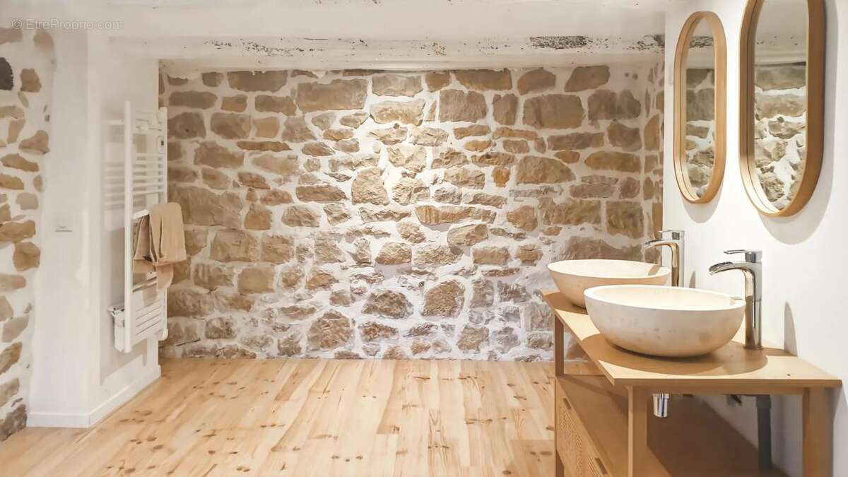 Maison à CAUSSE-ET-DIEGE