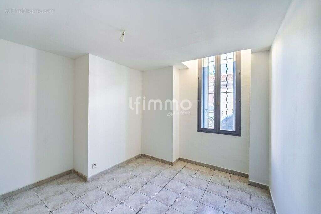 Appartement T3 et sa belle terrasse 13014 - photo 7