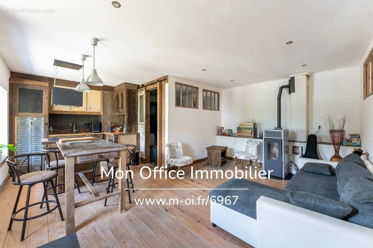 Appartement à RISOUL