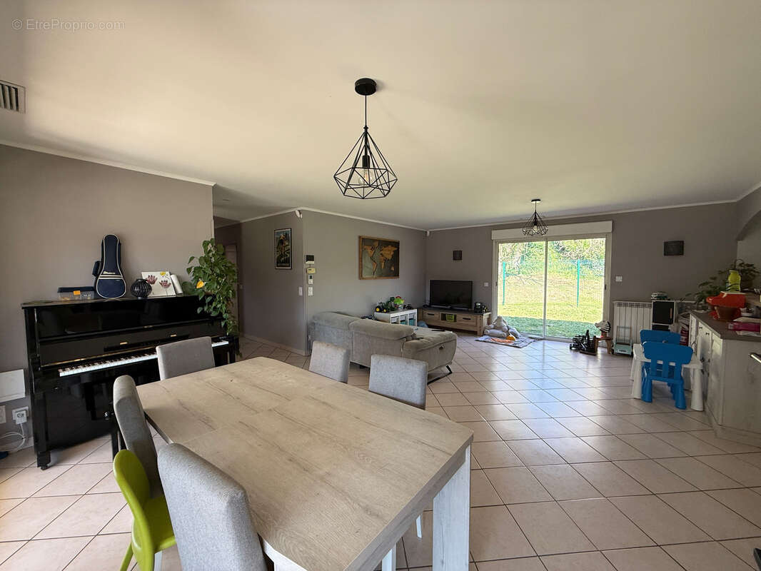 Maison à MARTRES-TOLOSANE