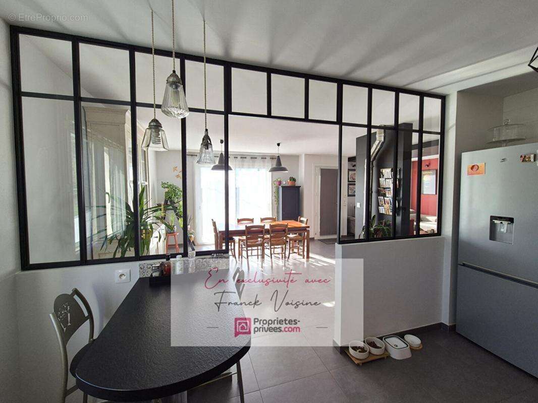 Maison à LES HERBIERS