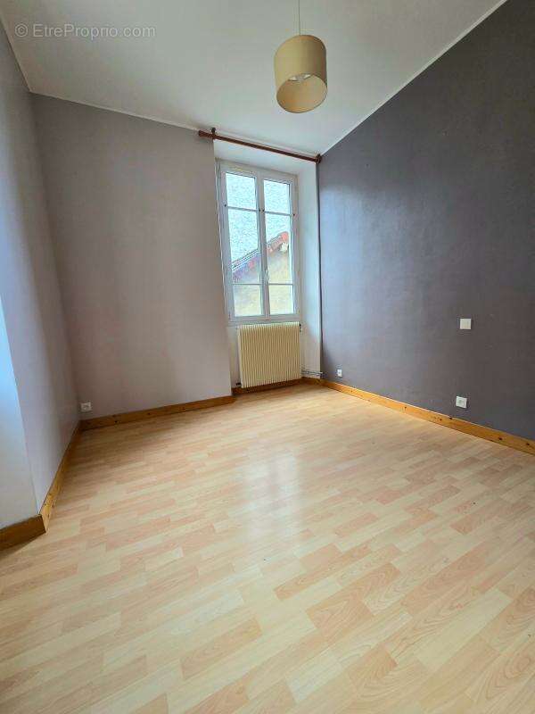 Appartement à SAINT-LAURENT-DU-PONT